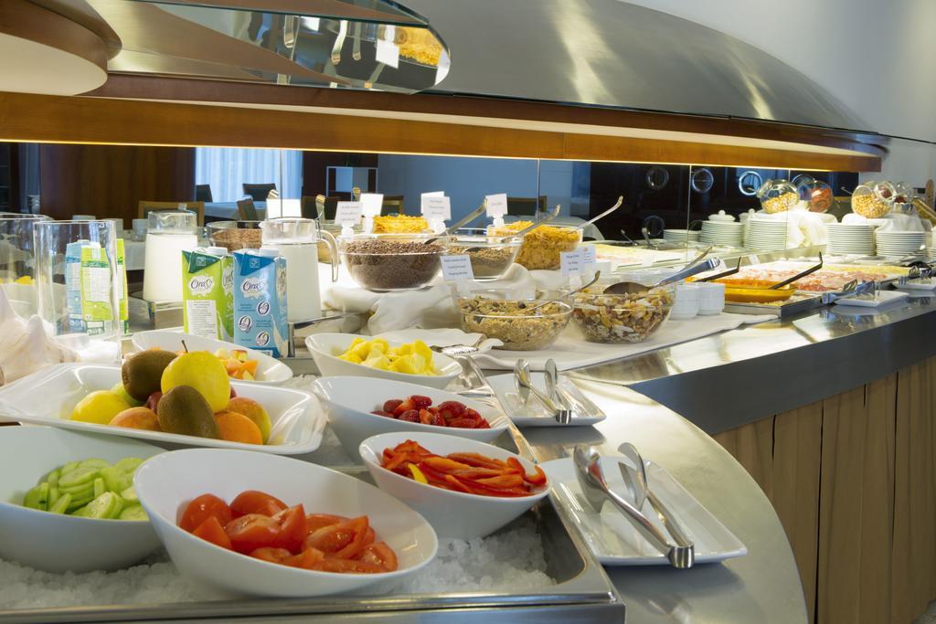 Victoria Frontemare Beach & Spa Hotel Jesolo Luaran gambar