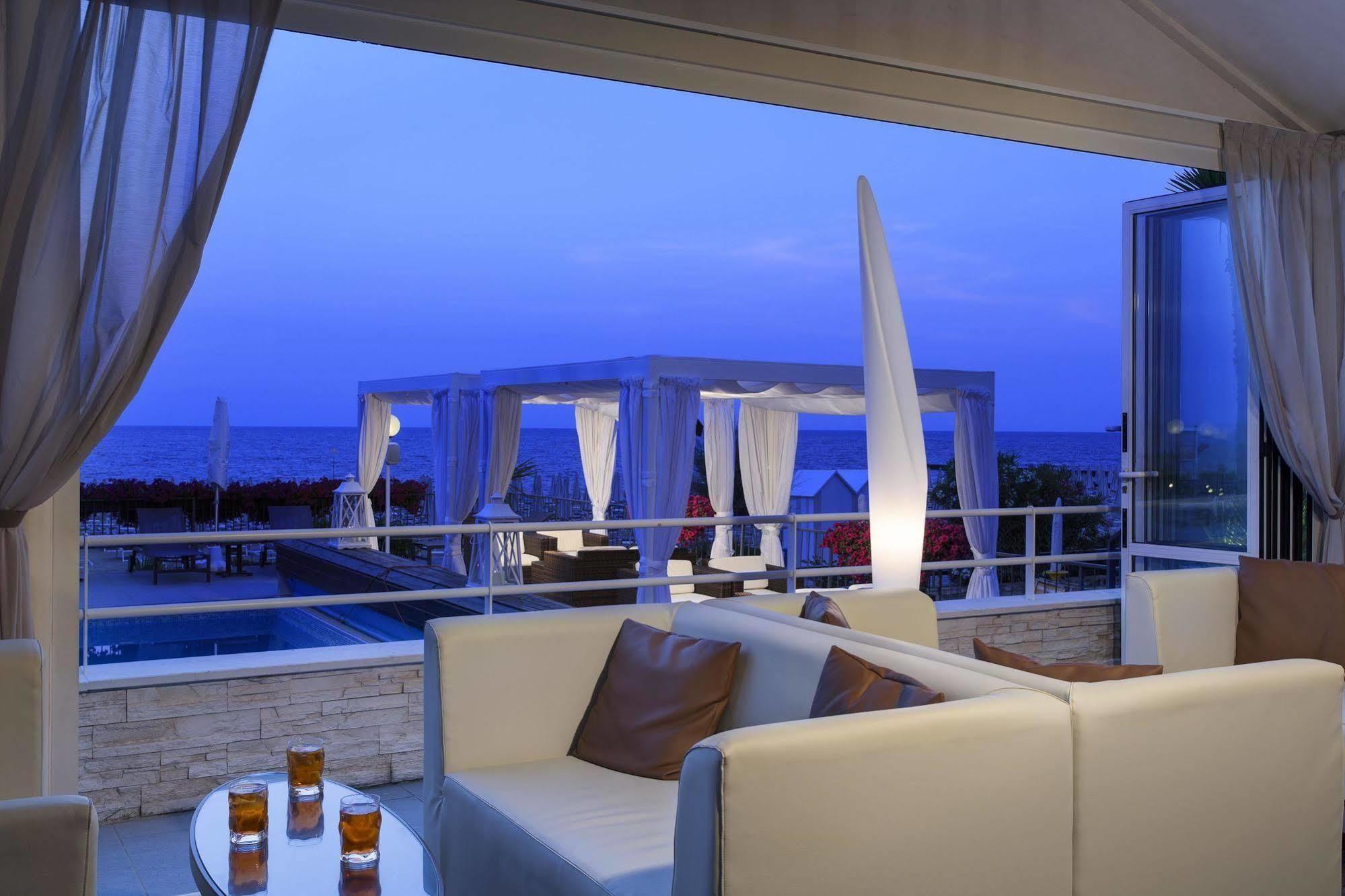 Victoria Frontemare Beach & Spa Hotel Jesolo Luaran gambar