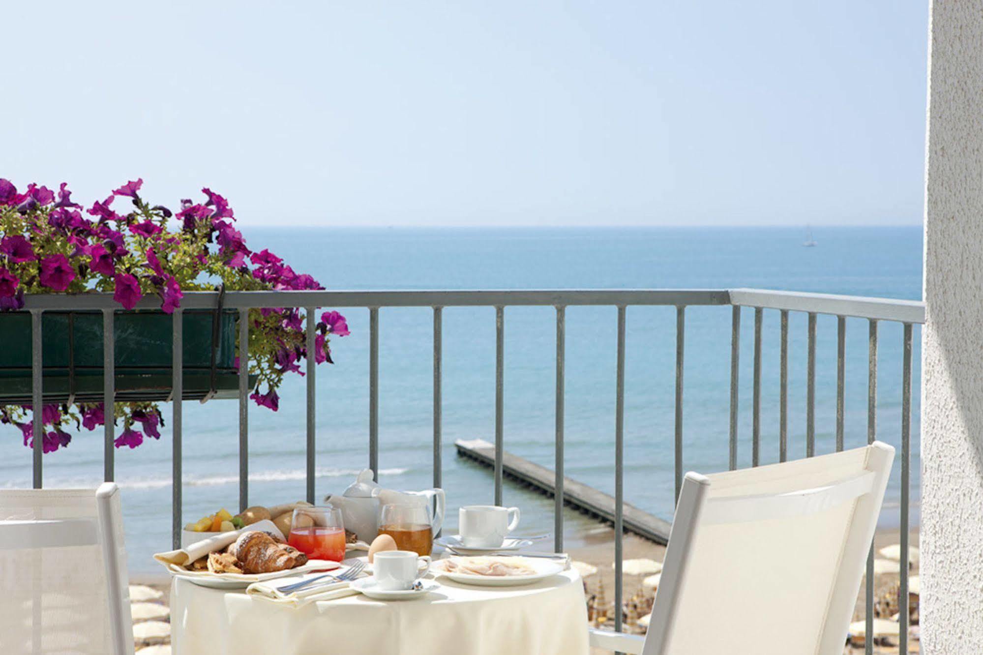 Victoria Frontemare Beach & Spa Hotel Jesolo Luaran gambar